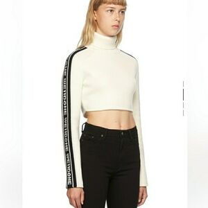 We11done White Cropped Sweater Turtleneck - Jacquard Logo Detail Along Arm
